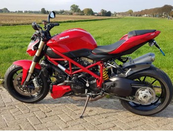 Testrit Ducati Streetfighter 848 (132pk, 94nm) van onze motorvriend Ronald!