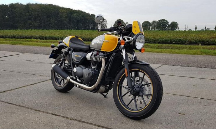 Testrit Triumph Streetcup (55pk, 80nm) van onze motorvriend Ronald! Testrit Triumph Streetcup (55pk, 80nm) van onze motorvriend Ronald!