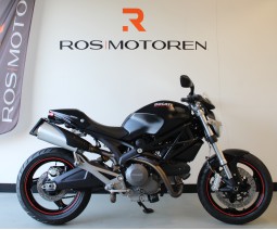 DUCATI MONSTER 696 ABS