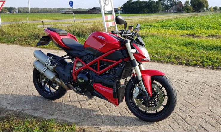 Testrit Ducati Streetfighter 848 (132pk, 94nm) van onze motorvriend Ronald!