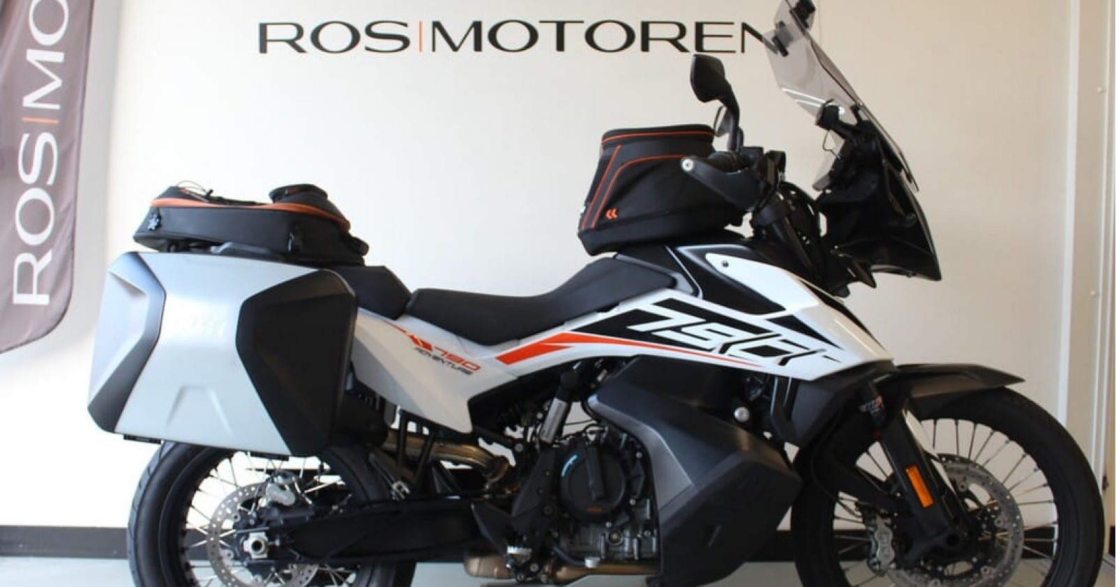 Testrit KTM 790 Adventure ( 95pk 88nm ) van onze motorvriend Ronald!