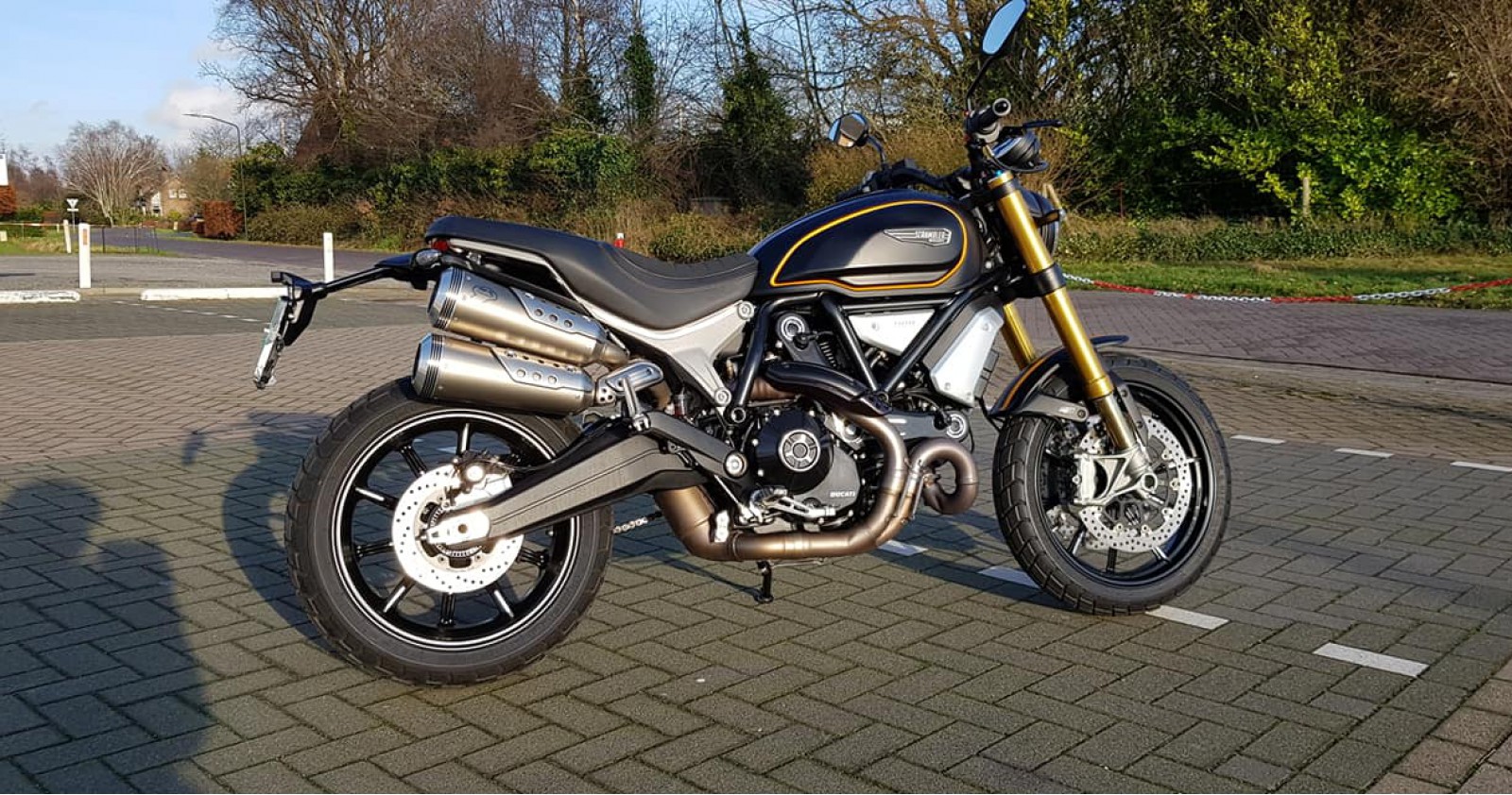 Testrit Ducati Scrambler 1100 sport (86pk 88nm) van onze motorvriend Ronald!