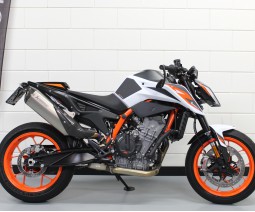 KTM 890 DUKE R