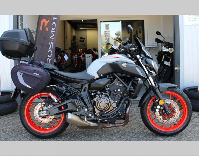 YAMAHA MT 07 ABS