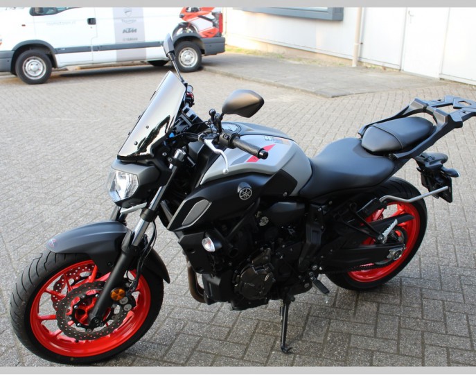 YAMAHA MT 07 ABS