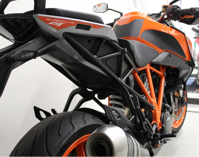 KTM 1290 SUPER DUKE GT