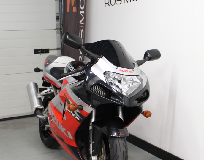 SUZUKI GSX-R 750