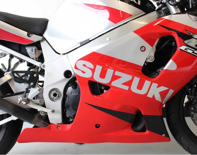 SUZUKI GSX-R 750