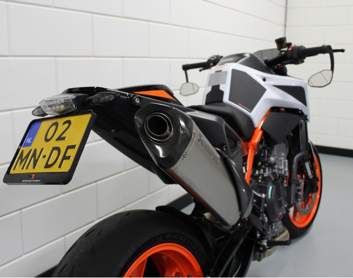 KTM 890 DUKE R