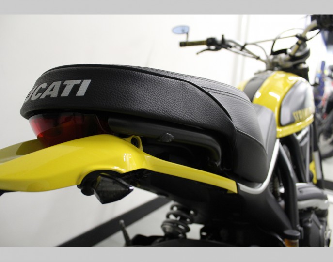 DUCATI SCRAMBLER ICON