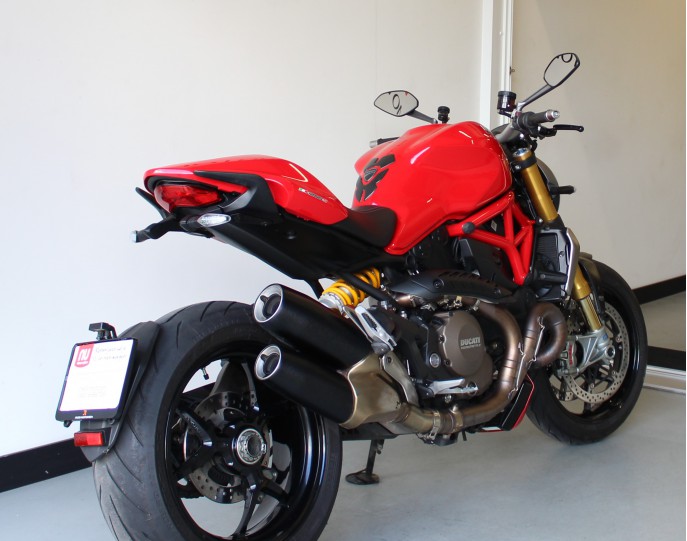 DUCATI MONSTER 1200 S