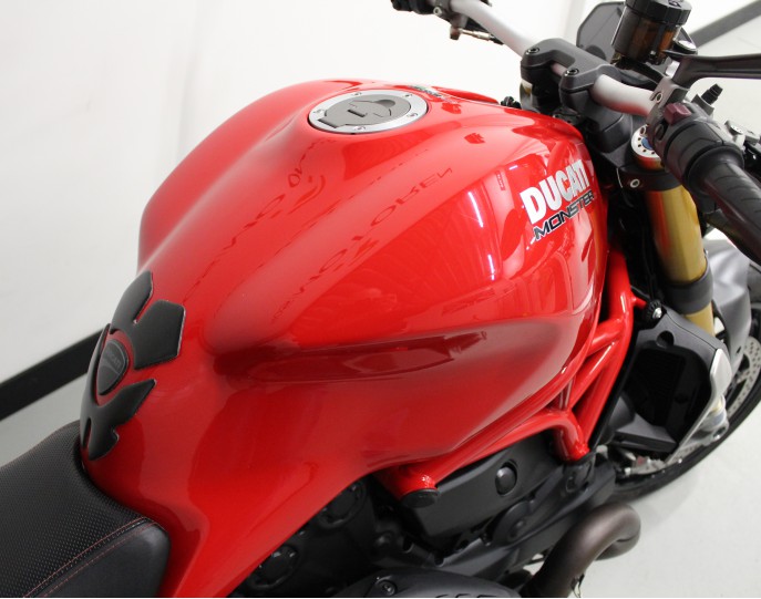 DUCATI MONSTER 1200 S