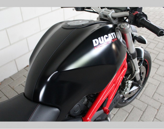 DUCATI MONSTER 796 ABS