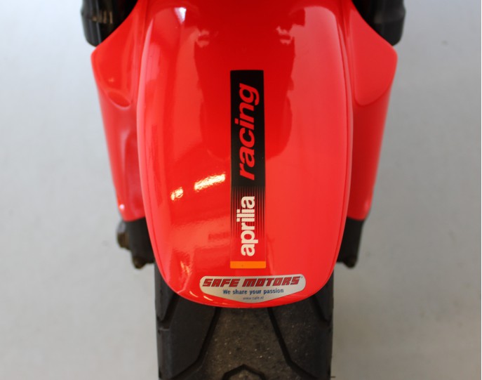 APRILIA TUONO 1000