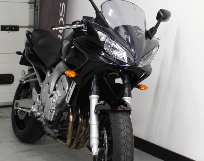 YAMAHA FZ 6 S FAZER