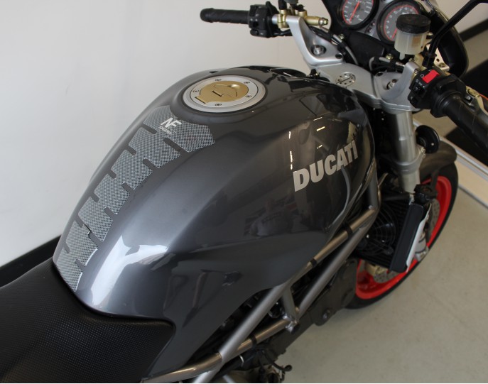 DUCATI MONSTER S4 (916)