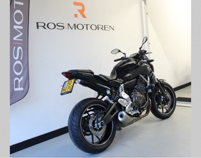 YAMAHA MT 07 ABS