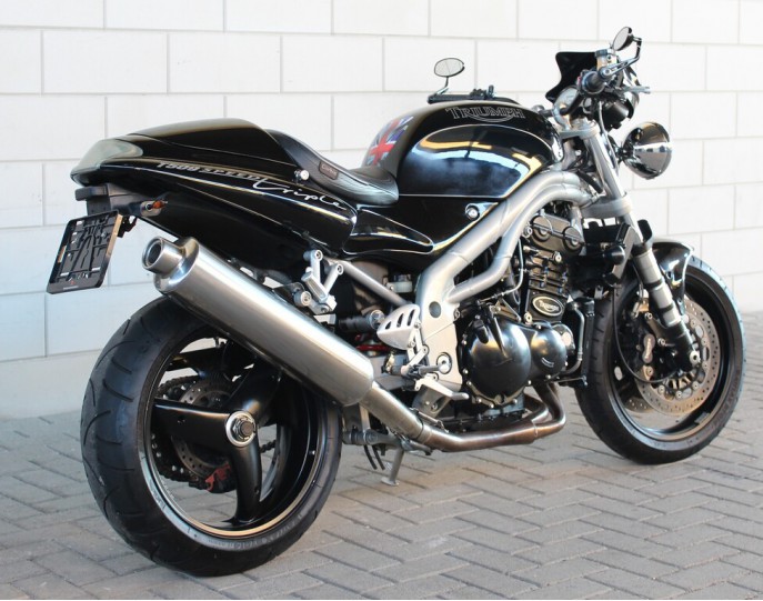 TRIUMPH SPEED TRIPLE