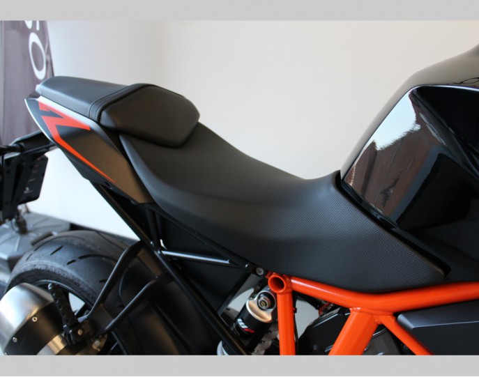 KTM 1290 SUPER DUKE R