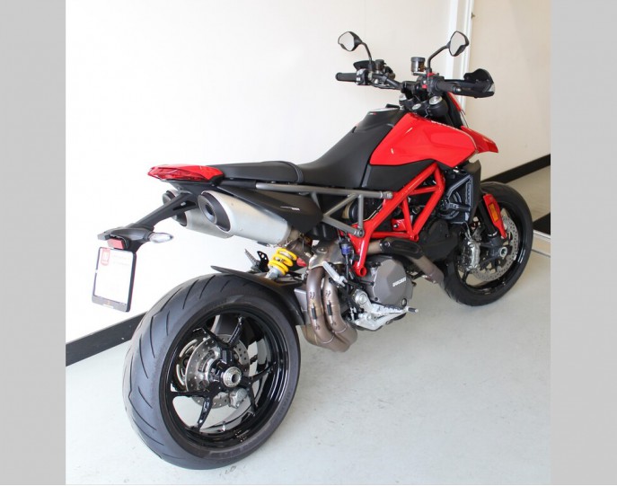 DUCATI HYPERMOTARD 950