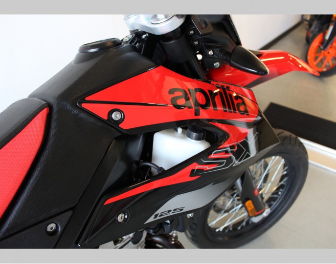 APRILIA SX 125