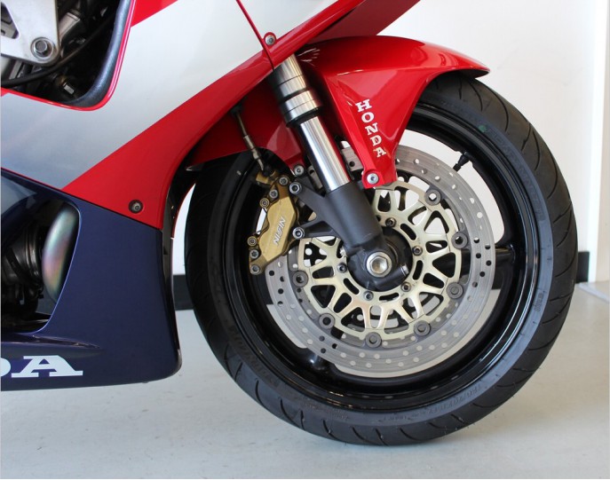 HONDA CBR 900 RR FIREBLADE