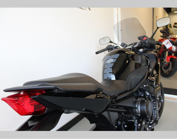 YAMAHA XJ 6 / DIVERSION ABS