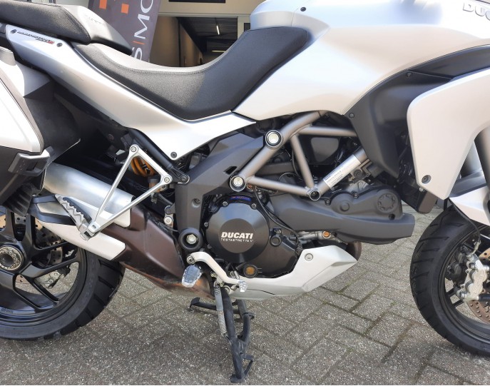 DUCATI MULTISTRADA 1200 S