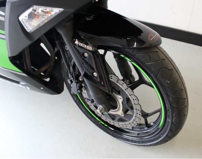 KAWASAKI NINJA 300