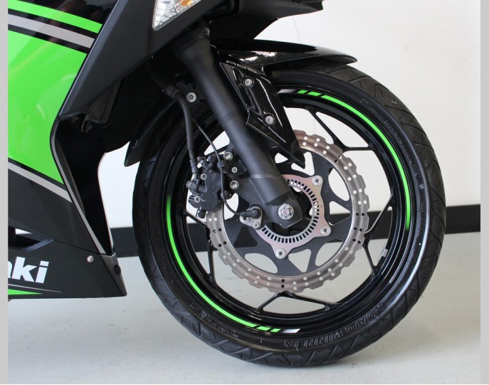 KAWASAKI NINJA 300