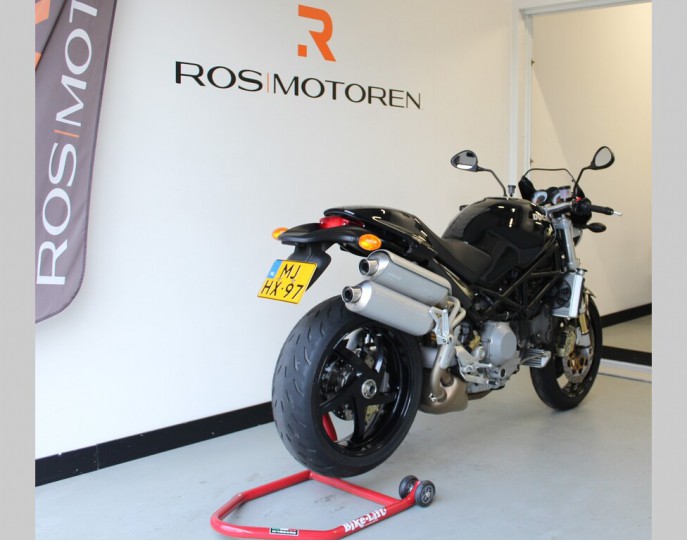 DUCATI MONSTER S4R (996)