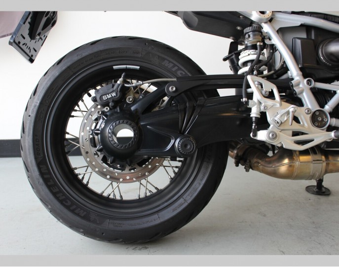 BMW R NINE T RACER