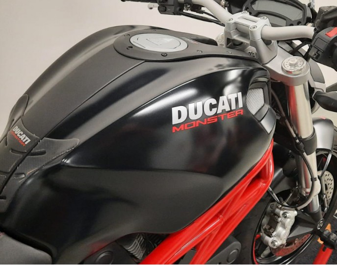 DUCATI MONSTER 796 ABS