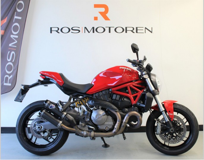 DUCATI MONSTER 821