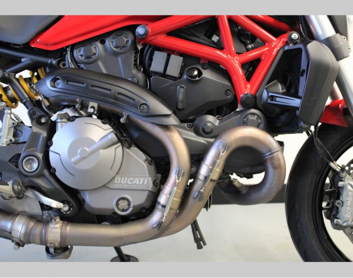 DUCATI MONSTER 821