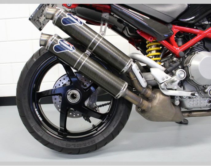 Ducati Monster S2R-1000