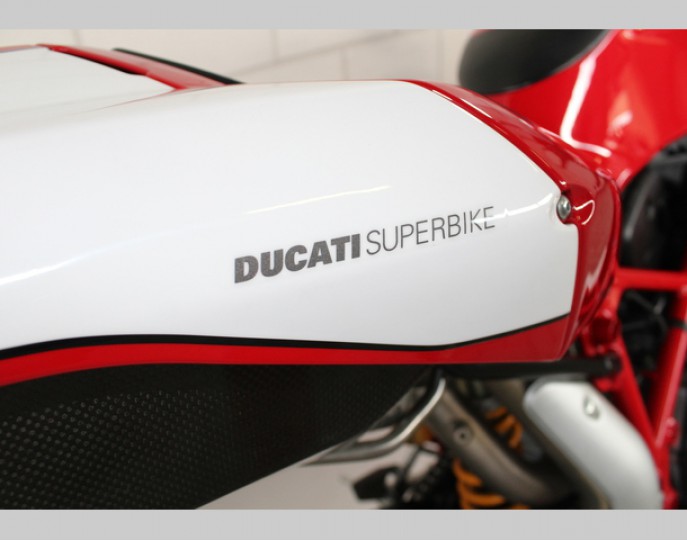 DUCATI  999 S