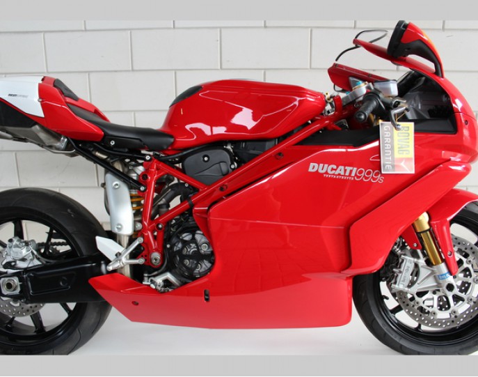 DUCATI  999 S