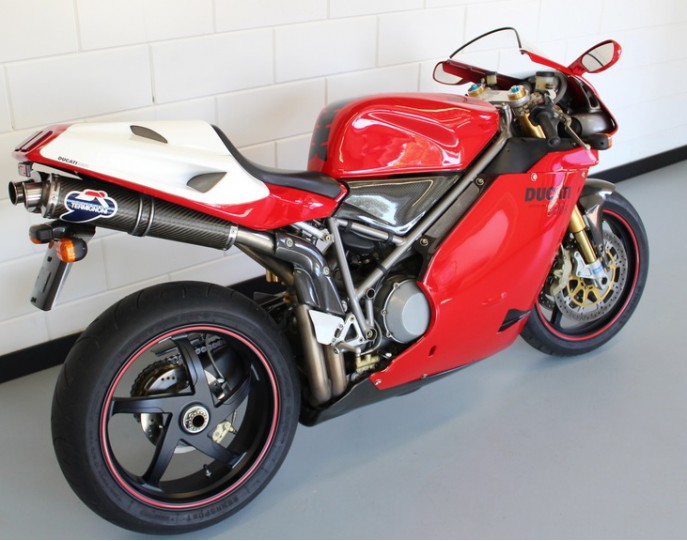 DUCATI  996 R 412/500 gelimiteerd